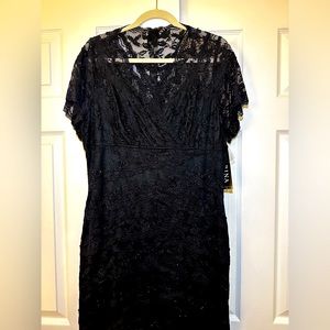Marina Lace Sheath Short Sleeve Dress